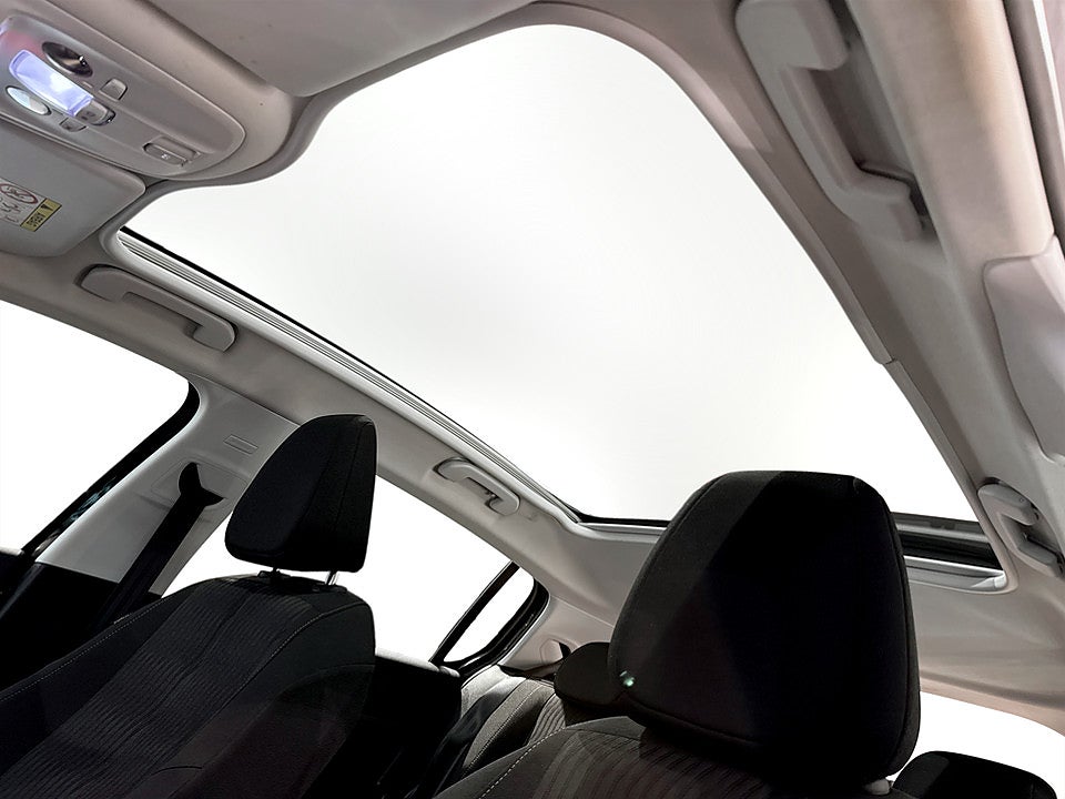 Bild på Peugeot 308 5D Active 1.6 THP 125hk PANORAMA