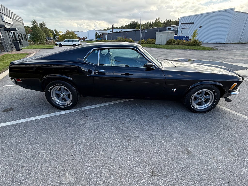 Ford Mustang SportsRoof 5.0 V8 0kr insats 4087kr/mån.