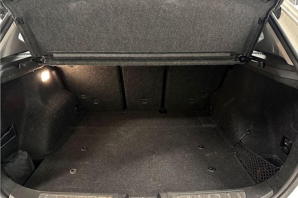 BMW X1 xDrive18d, Aut, X-Line 4wd, p-sensor, rattvärme