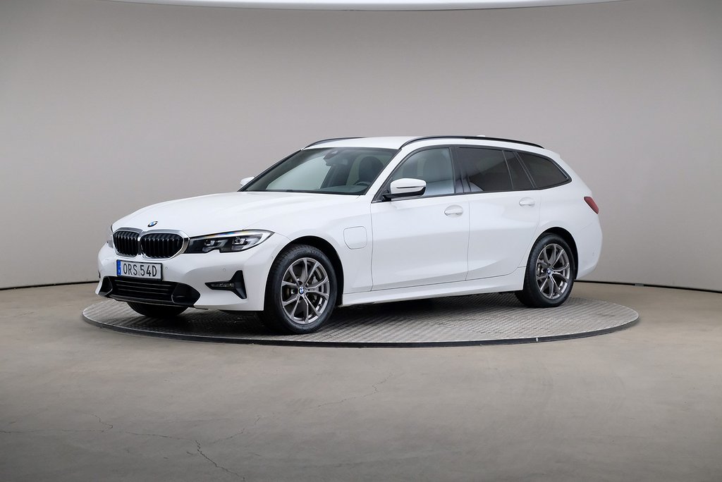 BMW 330e Series 3 Xdrive Touring Sport Line Connected Drag