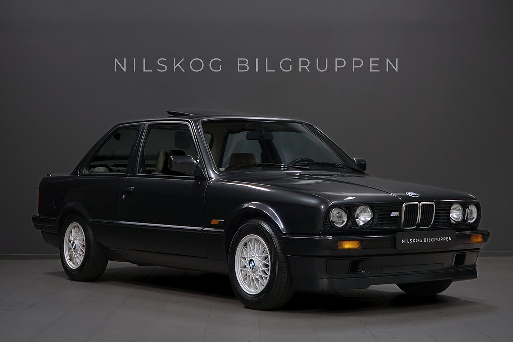 BMW 318 is E30 2-dörrars | En brukare | 12.000 mil | M-tech