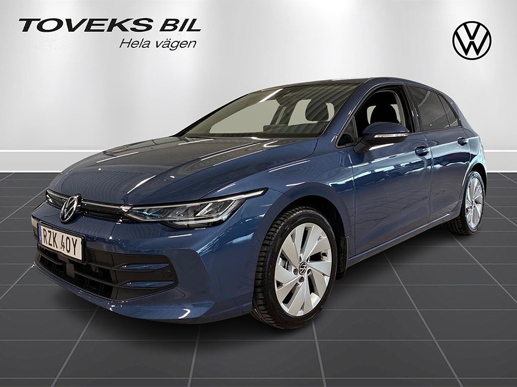 Volkswagen Golf LIFE eTSI150 P-VÄRMARE/VINTERHJUL/BACKKAMERA