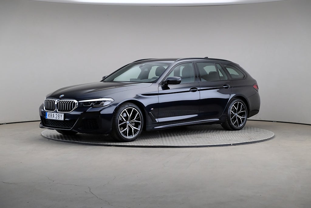 BMW 520d 5 190hk MHEV xDrive M Sport Läder Nav
