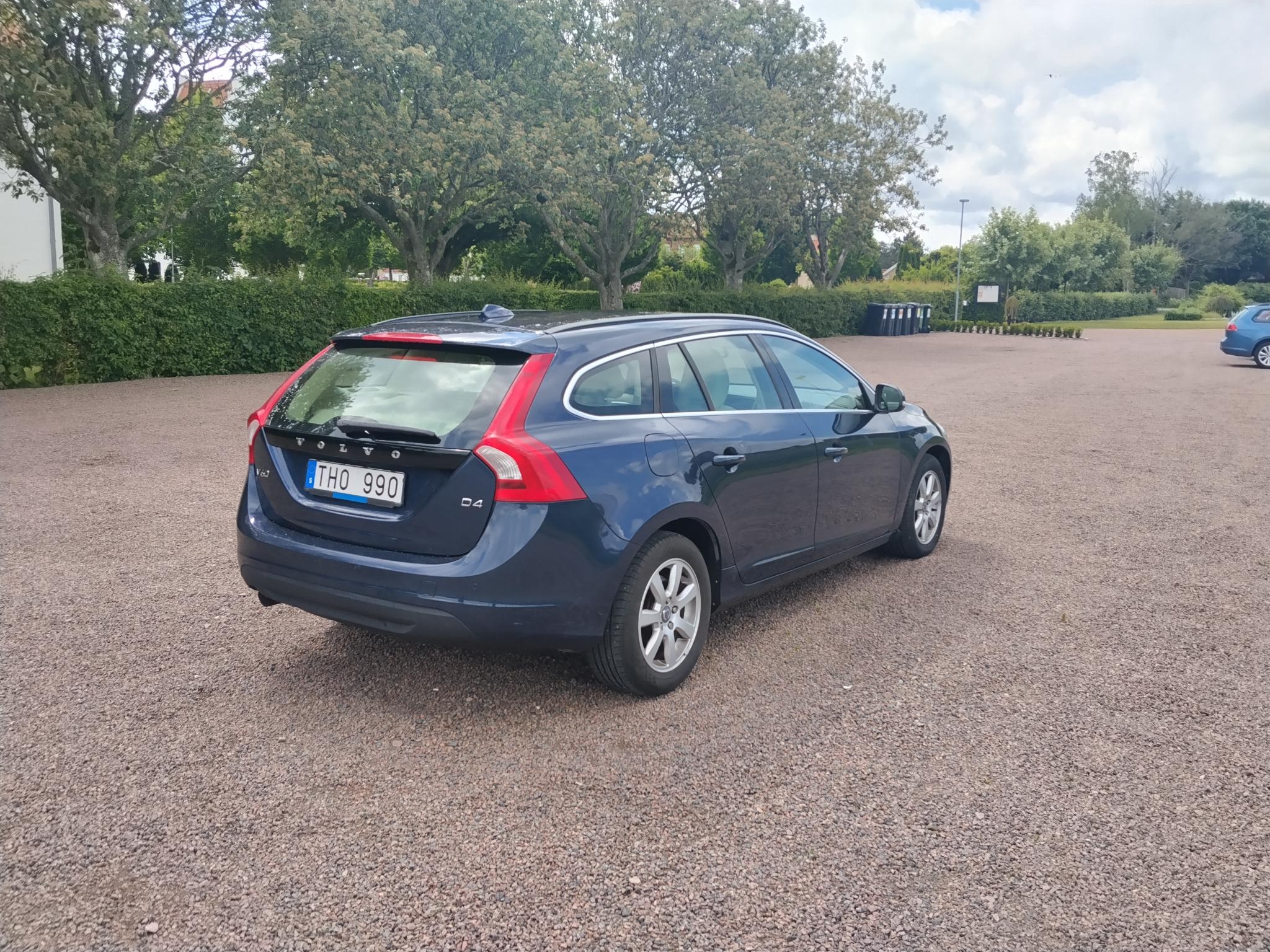 Volvo V60 D4 Momentum Fullservad 2013, bild 5/43