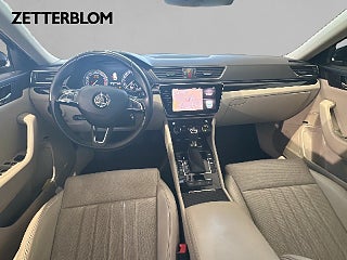 Kombi Skoda Superb 10 av 19