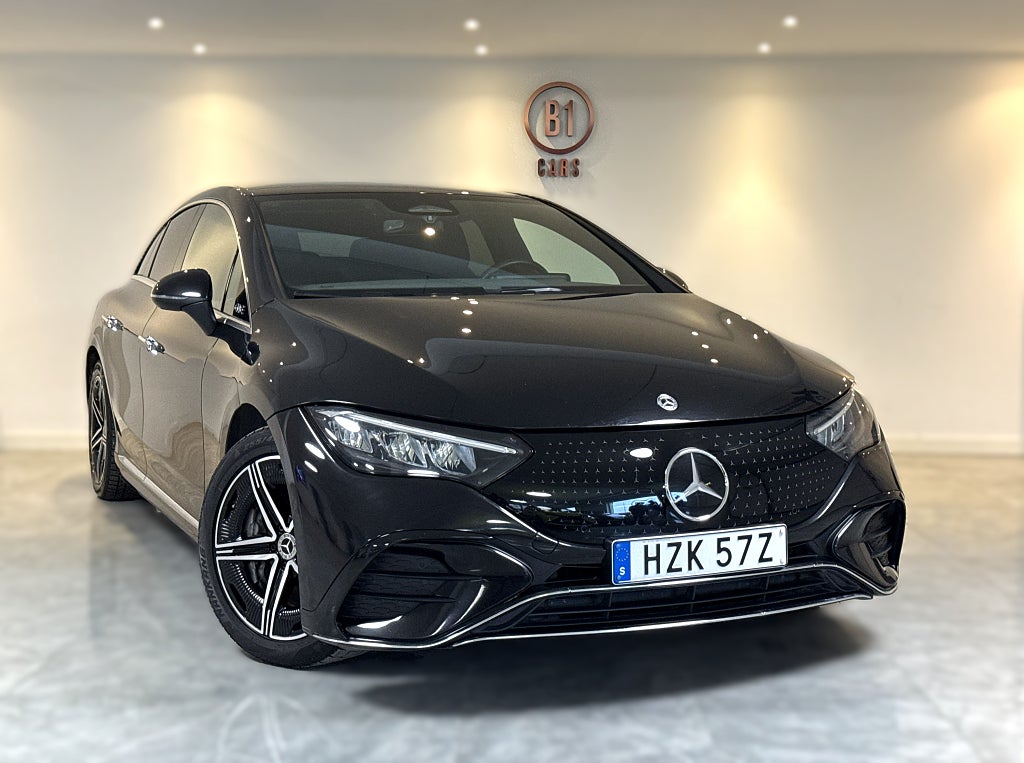 Mercedes-Benz EQE 300 89 kWh AMG 245HK DRAGKROK AMG-LINE B-KAMERA MOMS 