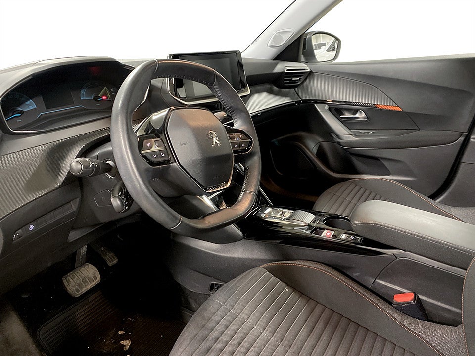 Bild på Peugeot E-2008 Active 50kWh 136hk Aut - 1 ÄGARE, BACKSENSORER