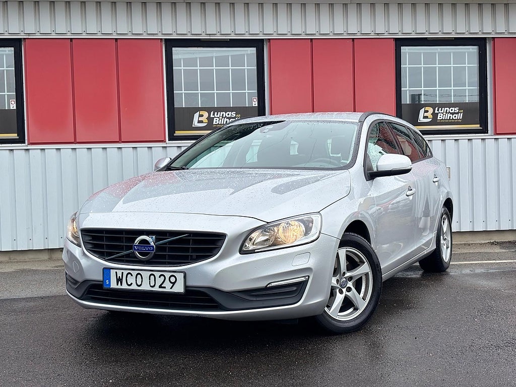 Volvo V60 T3 Classic Edition Euro 6/NyBesiktad/Välskött/2 Brukare