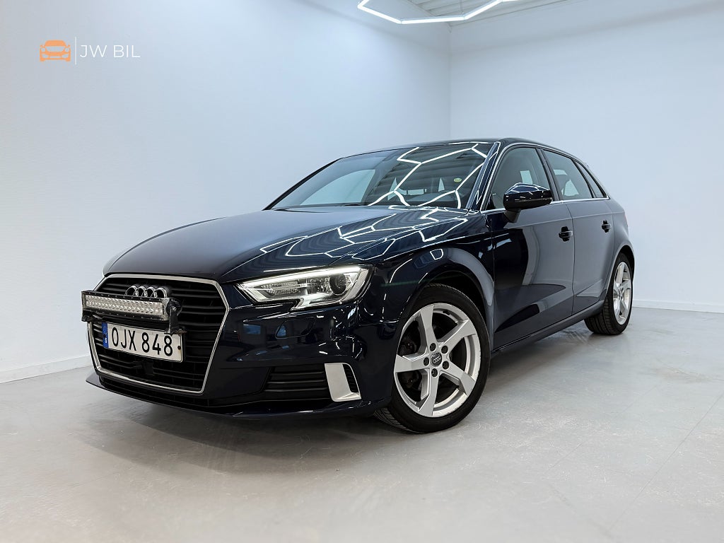 Audi A3 Sportback 2.0 TDI Quattro D-Värm Sensorer B&O 1-Ägare