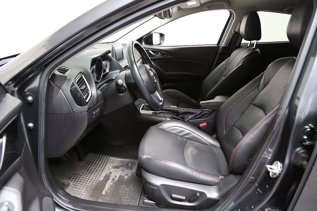 Mazda 3 2,0 SKYACTIV-G 165hk Head up Skinn BOSE Motorv Drag 2016