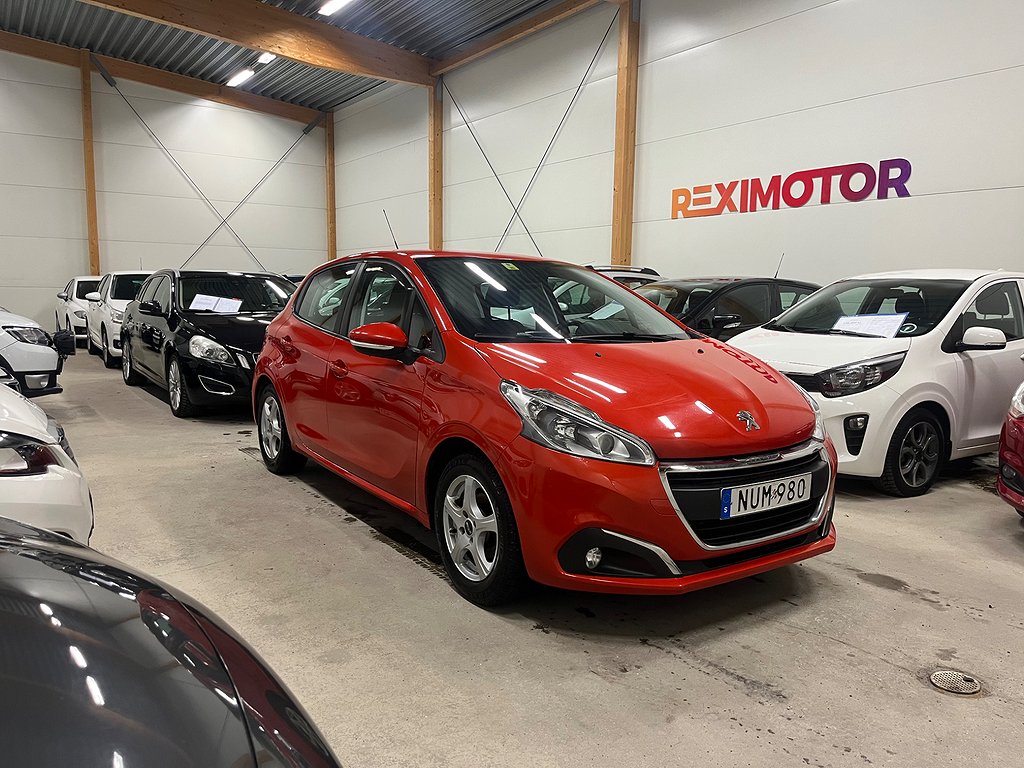 Peugeot 208 5-dörrar 1.2 VTi  Besiktad 