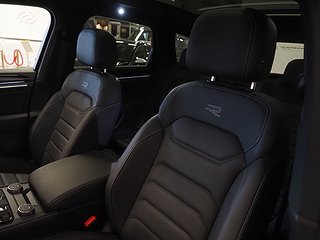 SUV Volkswagen Touareg 15 av 26