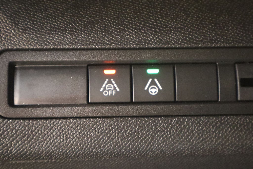 Bild på Peugeot 3008 GT 1.2 PT 130hk Aut - B-KAMERA, 1 ÄGARE