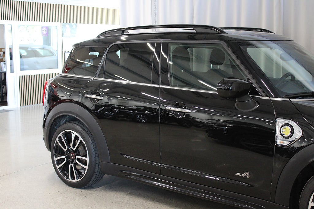 MINI Countryman Cooper SE ALL4 John Cooper Works, Maximize, SE SPEC