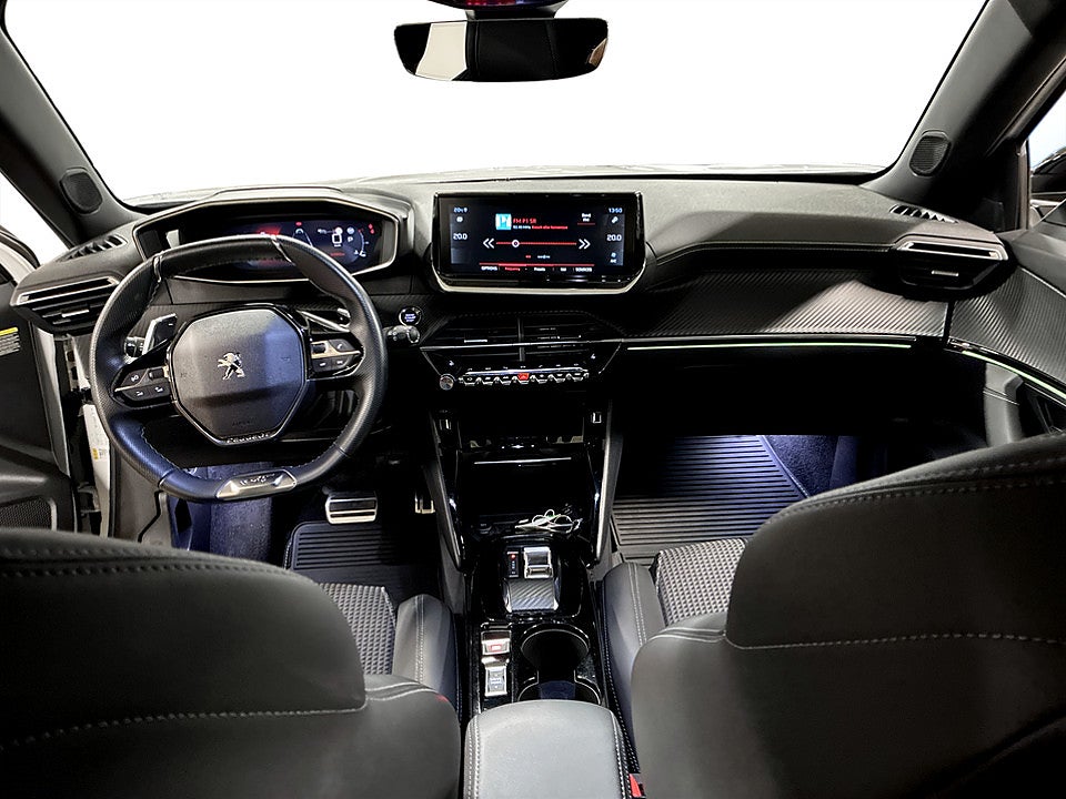 Bild på Peugeot 2008 GT 1.2 PT 130hk Aut CARPLAY NAVI