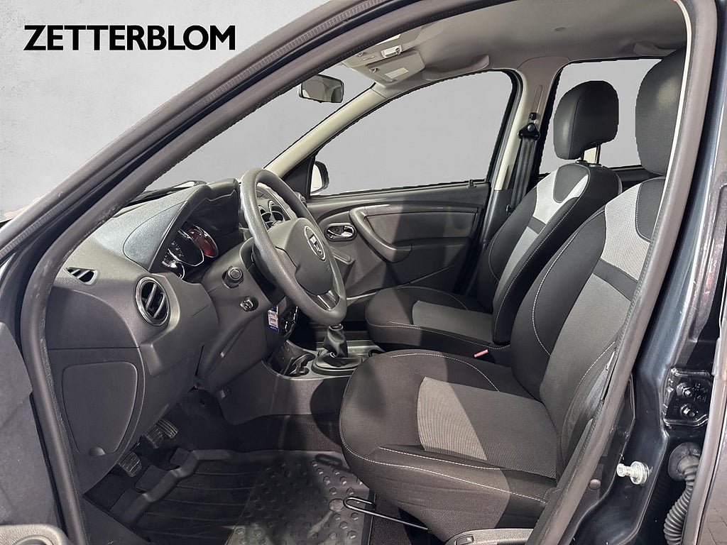 Kombi Dacia Duster 7 av 16