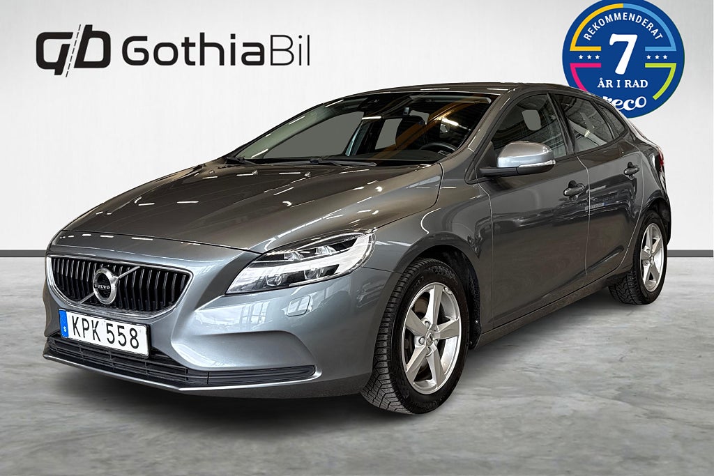 Volvo V40 D3 Aut Momentum Värmare Backkamera Navi Farthållare VOC