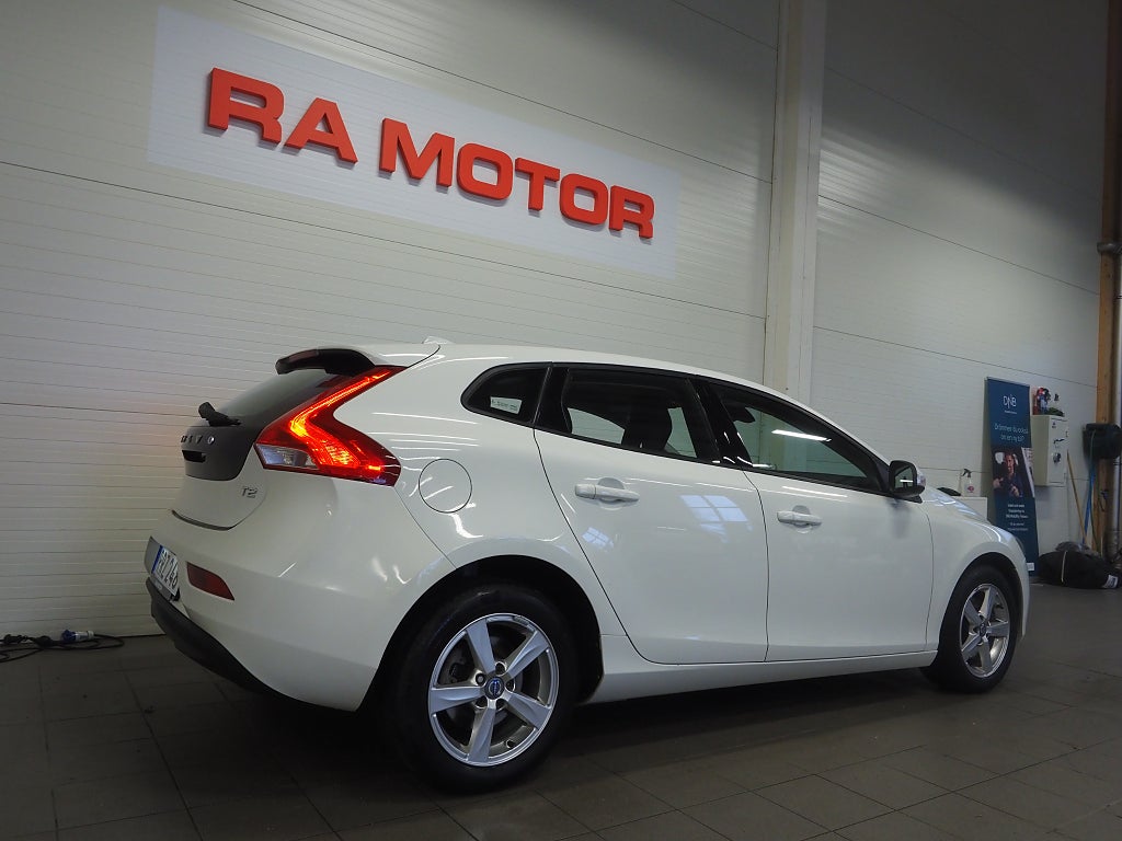Volvo V40 T2 122hk Kinetic | Farthållare | Bluetooth | 2016