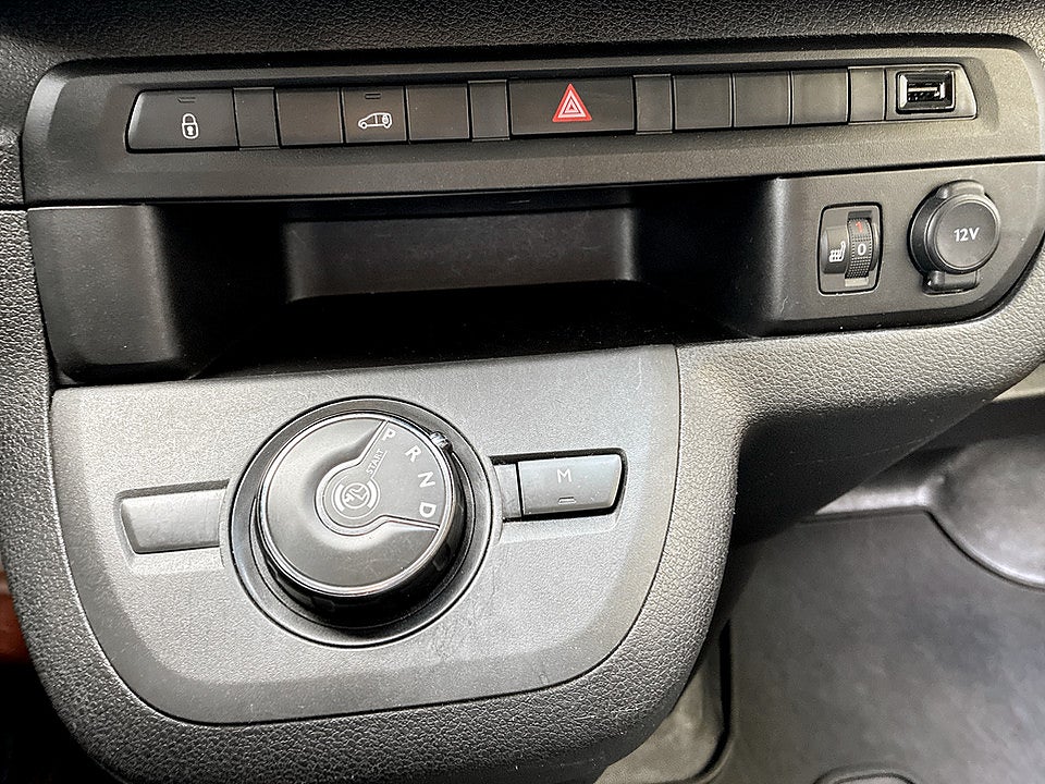 Bild på Opel Vivaro Business 2.0 BHDi 145hk Aut L3 DRAG B-KAMERA WEBASTO