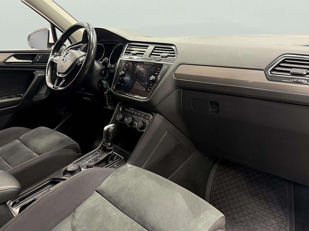Volkswagen Tiguan Allspace 7-sätes 2.0 TSI 4Motion Base V-hjul Hemleverans - miniatyr 13