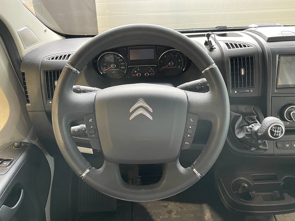 Sun Living A 75 SL / B-körkort/5 bältad/Långbädd/Garage/El-Patron/Fint skic - Sun Living