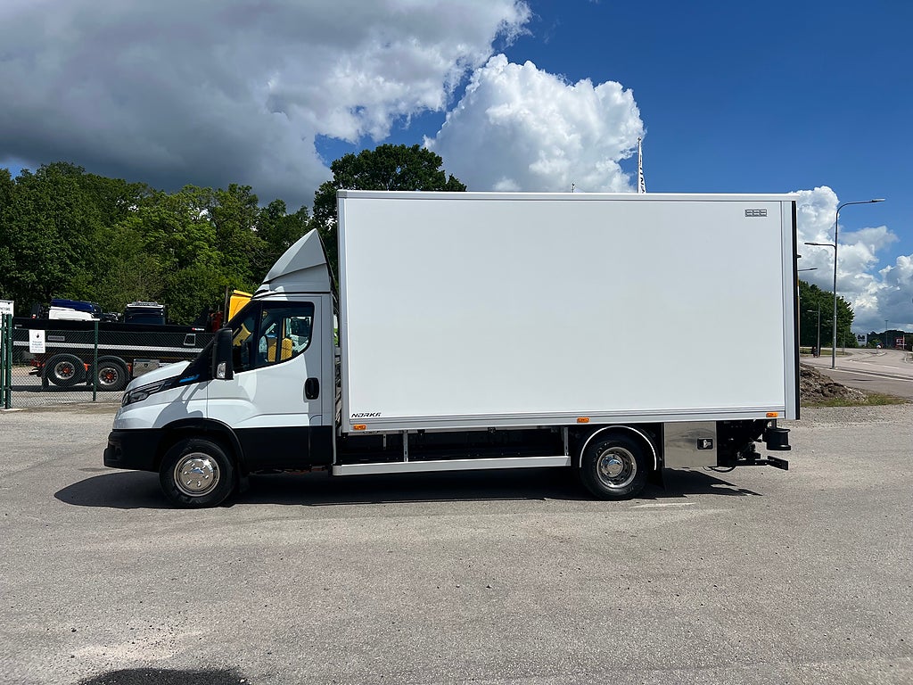Iveco Daily 72C14E AirPro Skåpbil med Z-Lift, ELBIL