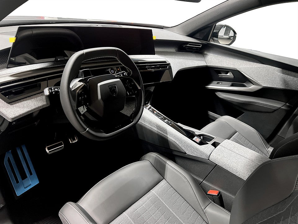 Bild på Peugeot 5008 GT Hybrid Aut - HYRBIL