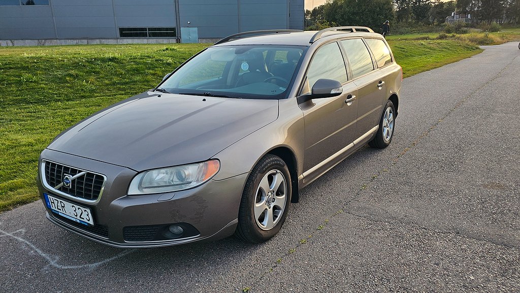 Volvo V70 2.4D Momentum Euro 4