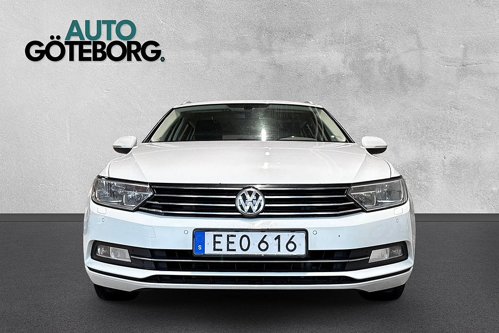 Volkswagen Passat Sportscombi 1.4 TSI Base Dragpaket B-Kamera Välservad