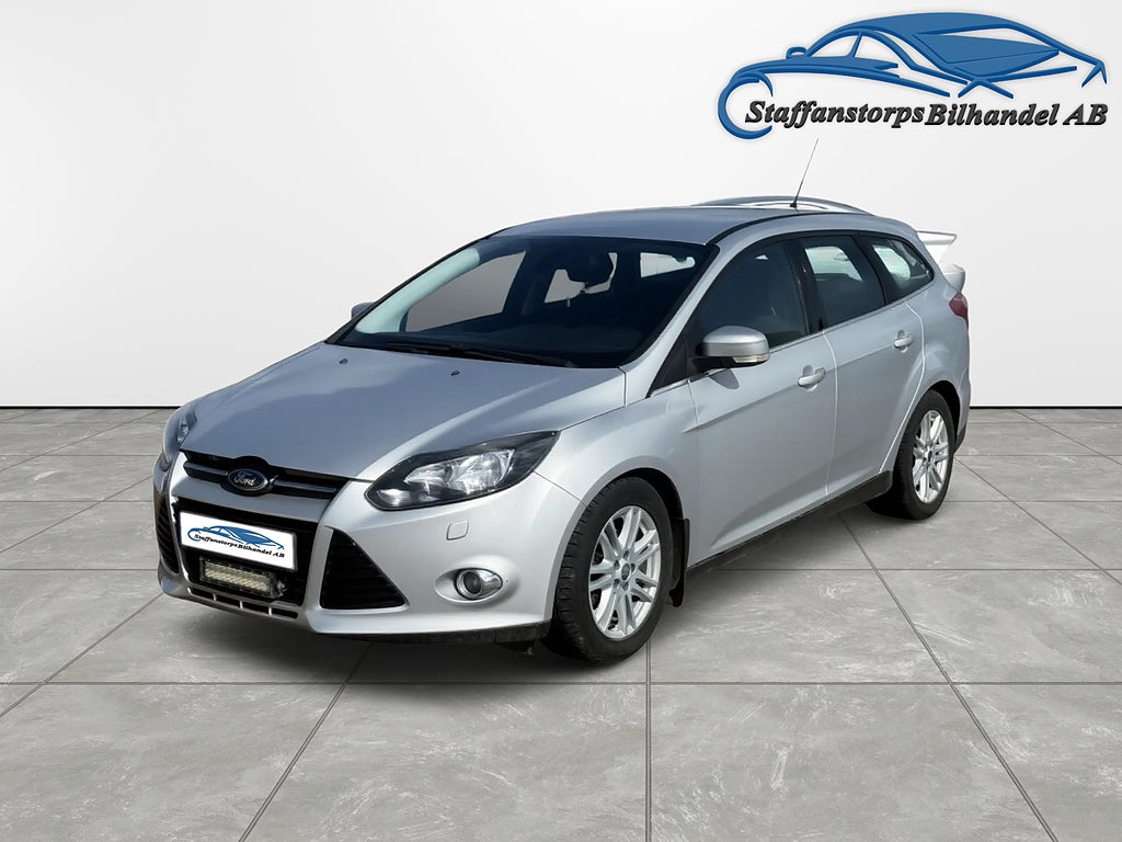 Ford Focus Kombi 1.0 EcoBoost Titanium | DRAG 