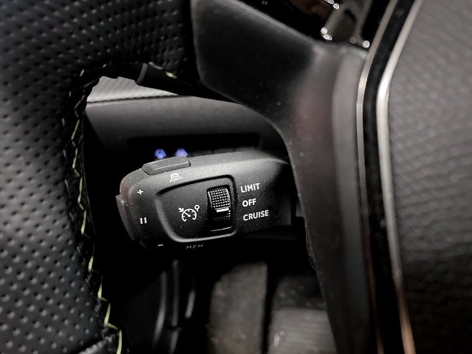 Bild på Peugeot E-2008 GT 50kWh 136hk Aut - B-KAMERA, CARPLAY