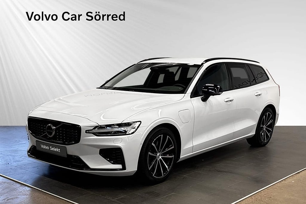 Volvo V60 T6 Plus Dark I Läder I Drag I Keyless