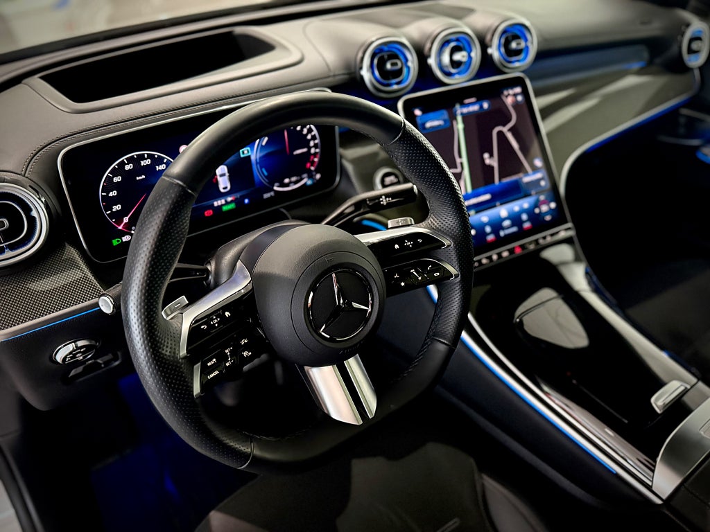 Mercedes-Benz GLC 300 e Coupé 4MATIC AMG Premium Plus Burmester Glastak - bild 25
