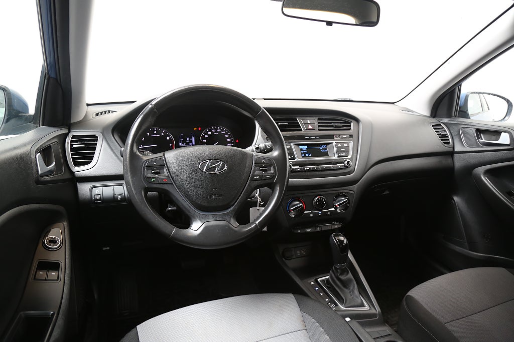Hyundai i20 1,4 100hk Comfort Aut 5-dr Motorv Extraljusramp 2017