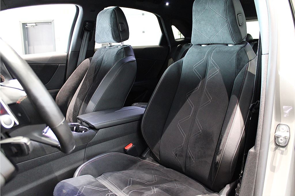 Bild på DS 7 Crossback E-Tense Performance Line+ 300hk Aut AWD - B-KAMERA, ELSTOL