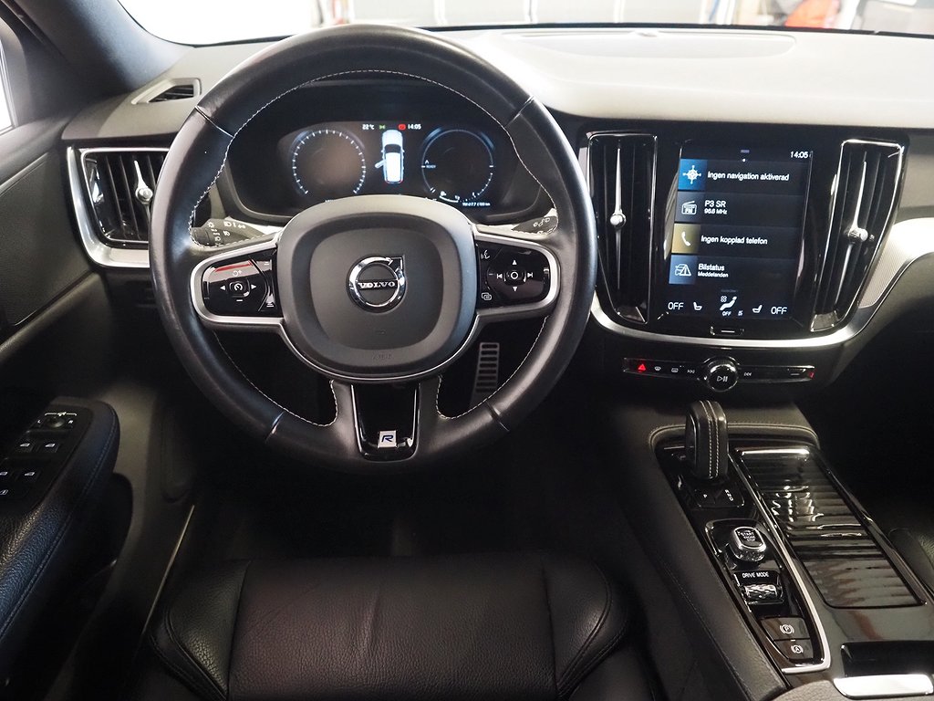 Volvo V60 T8 AWD 392hk Geartronic R-Design | Drag | Skinn | 2020