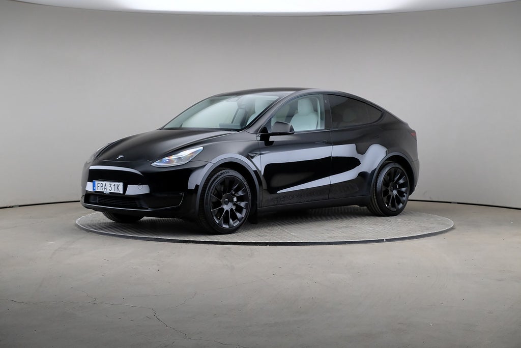 Tesla Model Y Long Range AWD 514hk Drag Läder Pano