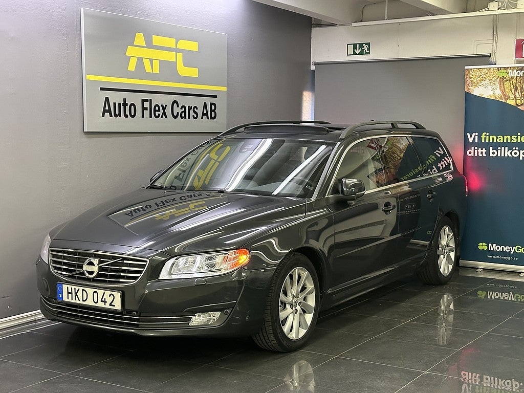 Volvo V70 D2 Geartronic Momentum/Nykamrem/Värmare/Pano/Drag/