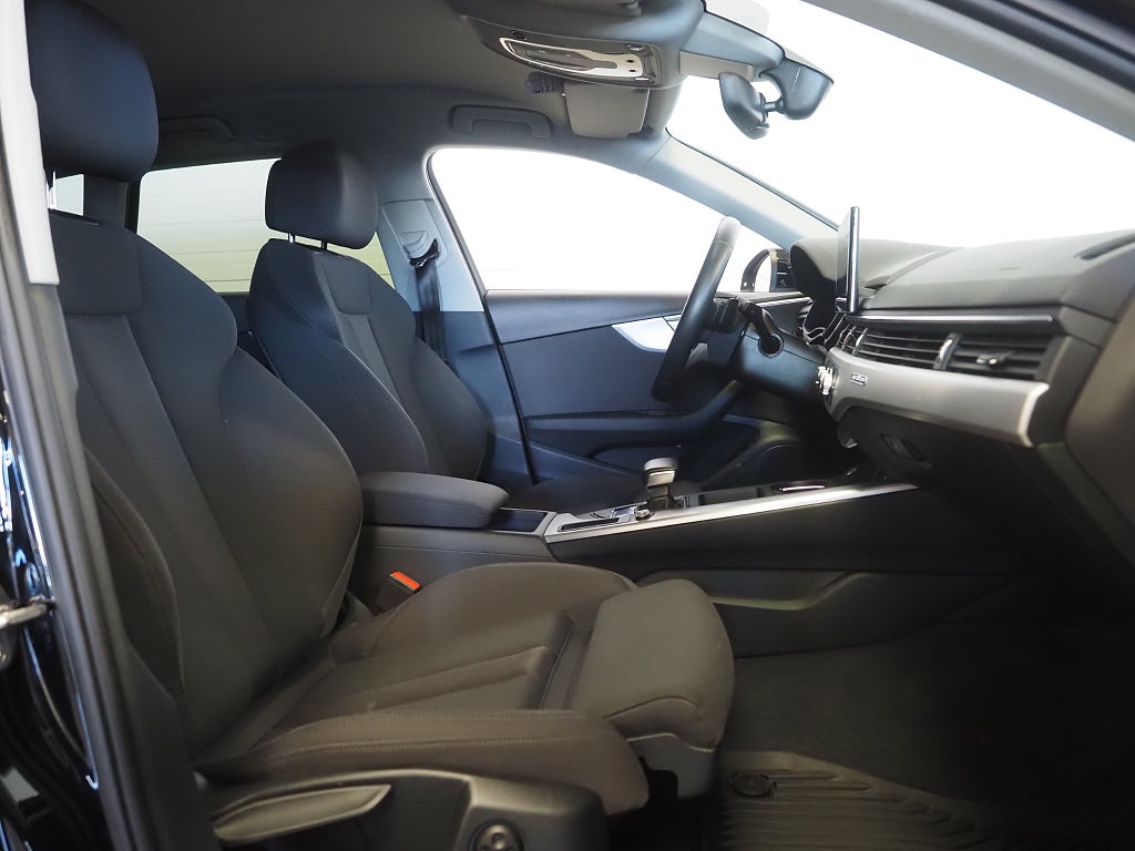 Audi A4 Avant 40 TDI Quattro Proline Alpin B-Kam Drag DVärm GPS 2022