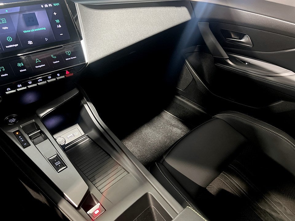 Bild på Peugeot 308 SW GT 1.2 PT 130hk Aut - 360-KAMERA, CARPLAY