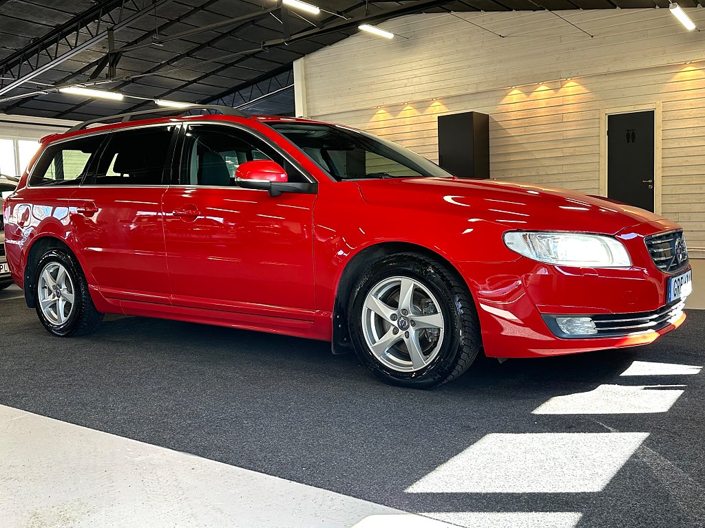 Volvo V70 D4 Geartronic Classic, Momentum VOC Blis NyBes 181hk 