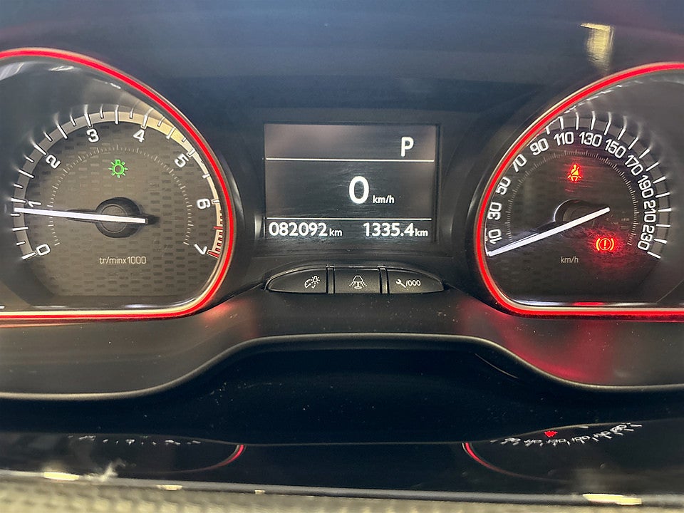 Bild på Peugeot 2008 GT-Line 1.2 PT 110hk Aut PANO 