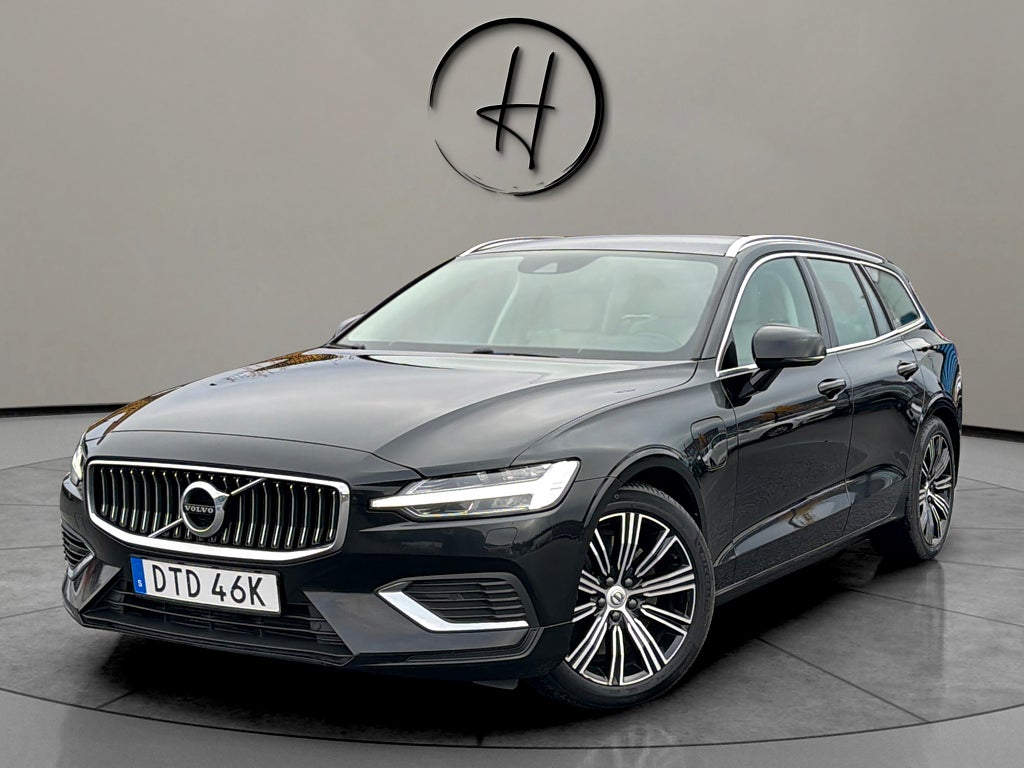 Volvo V60 Recharge T6 340hk AWD Skinn 