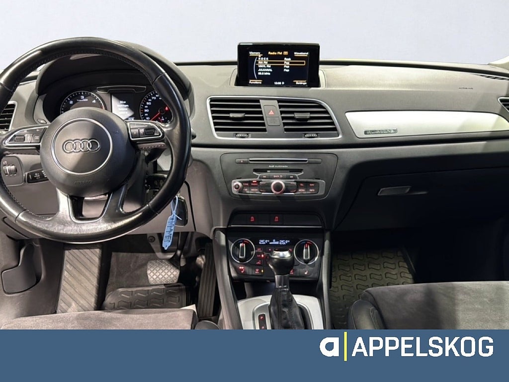 Audi Q3 2.0 TDi Quattro S |RÄNTA 3,99%|V-HJUL INGÅR| thumbnail