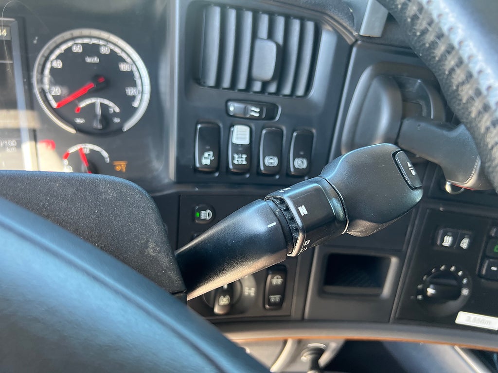 Scania R490 8x4*4 Tridem Kranväxlare, Palfinger 27002 Kran