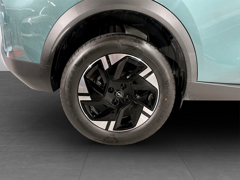Bild på Opel Frontera GS Hybrid 145hk - DEMO