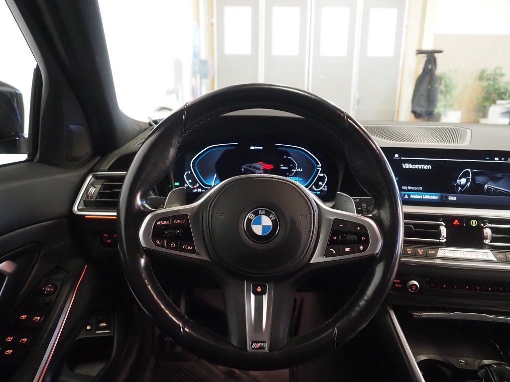 BMW 330e xDrive 292hk Touring  M-Sport |Drag|Navi|Kamera| 2021