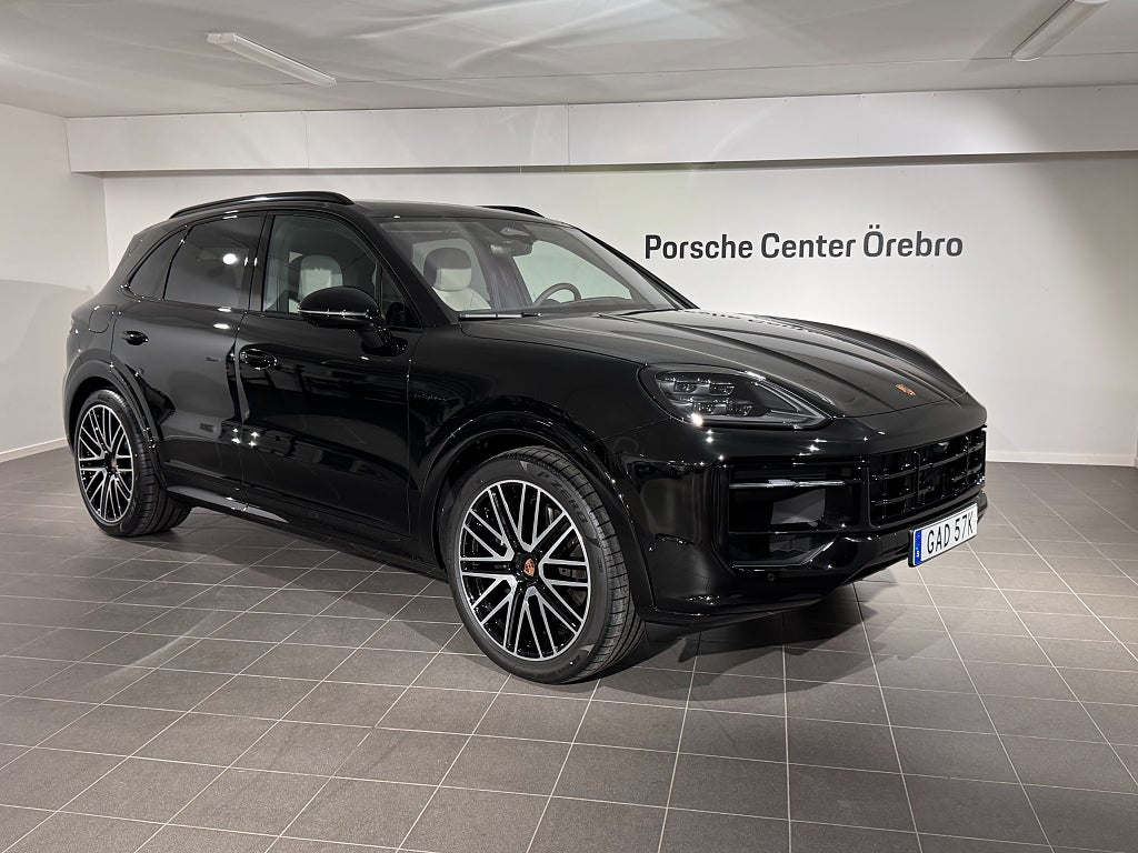 Porsche Cayenne E-Hybri Black Edition 