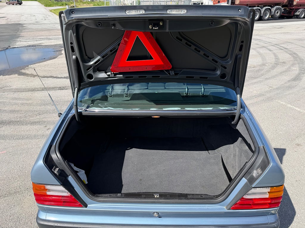 Mercedes-Benz 230 CE Coupé 0kr insats 1801kr/mån