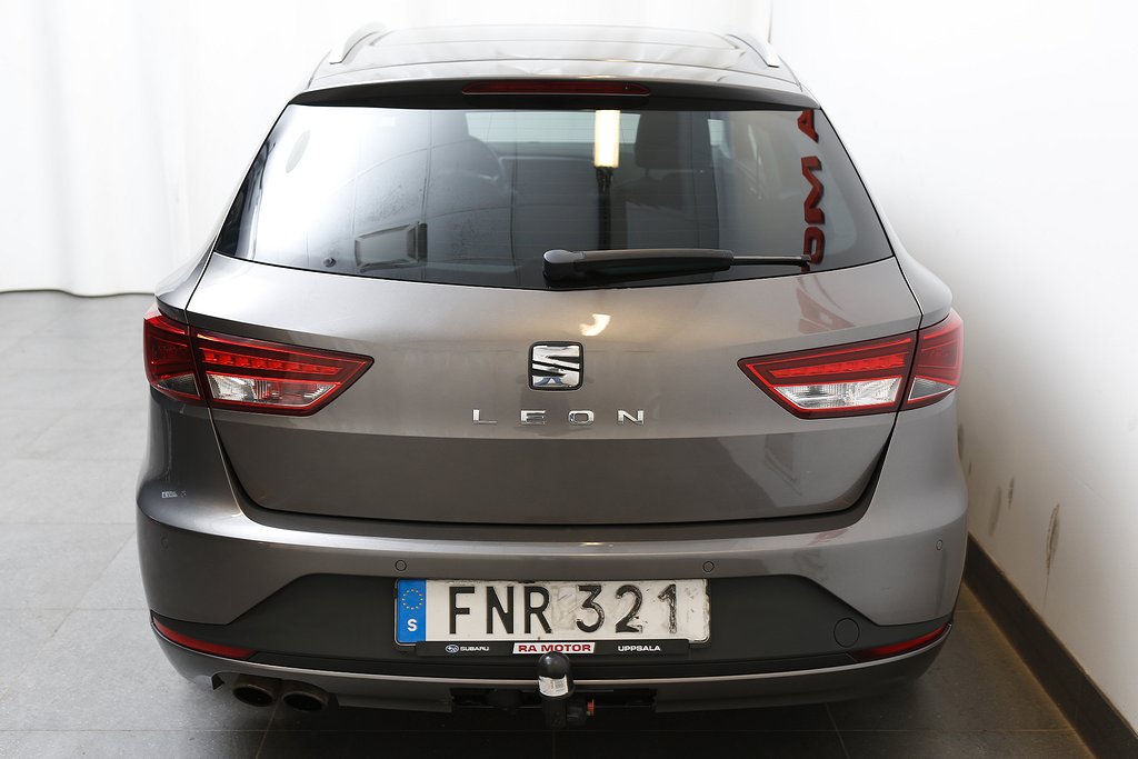 Seat Leon ST 2,0 TDI 150hk 4Drive FR Panorama Kamera Drag 2016